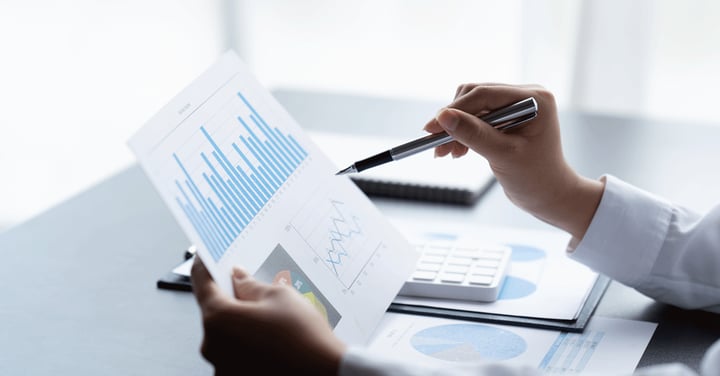 Business forecasting with a pen 